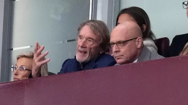 Gary Neville sends ominous warning to Erik ten Hag as new Man Utd sack theory emerges