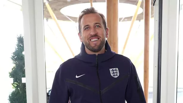 Three England players withdraw from squad but Harry Kane given all-clear