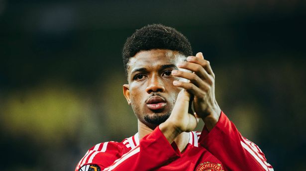 Amad sends five-word message to Man Utd fans after controversial Erik ten Hag decision