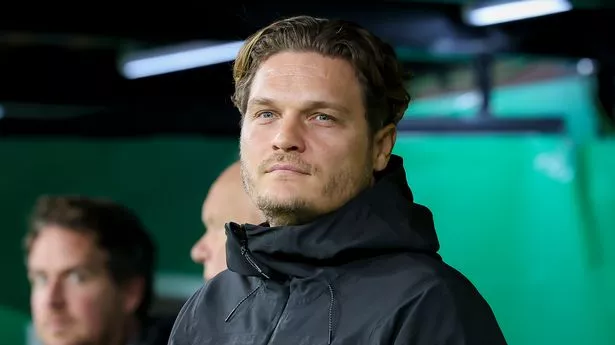 Man Utd managerial target ‘ready to take job’ ahead of crucial Erik ten Hag stretch