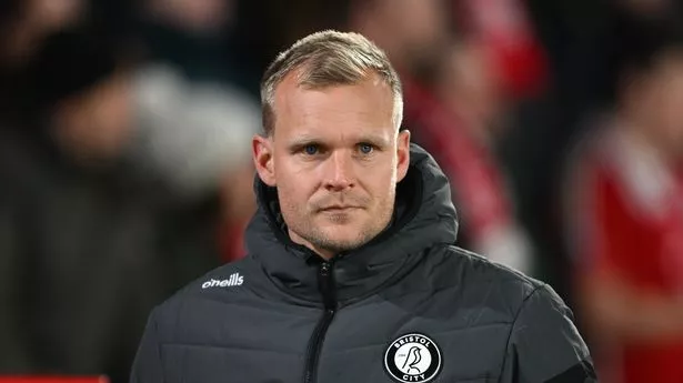 Bristol City manager Liam Manning takes leave of absence after tragic death of newborn son