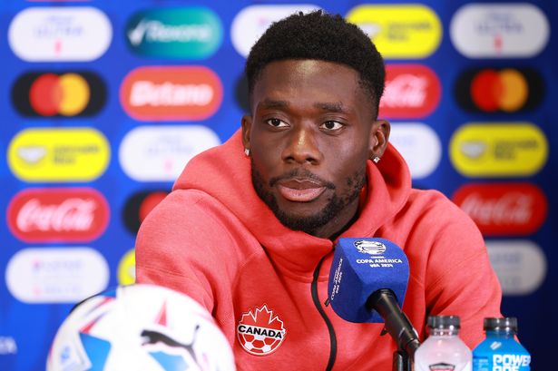 Alphonso Davies has already made feelings clear on potential Man Utd transfer