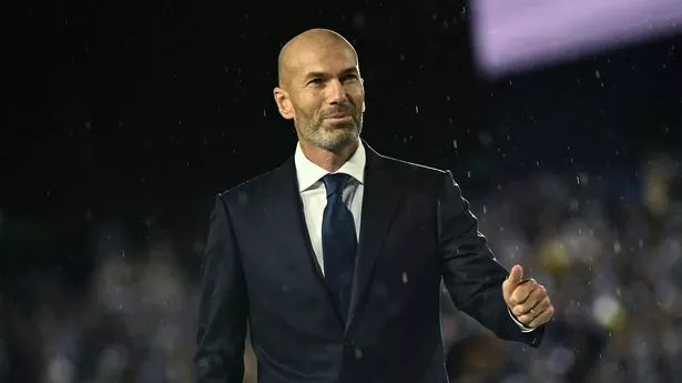 Zinedine Zidane’s stance on Man Utd job makes perfect sense after Unai Emery comments