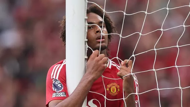 Erik ten Hag left red-faced after being told new Man Utd signing is ‘too slow’