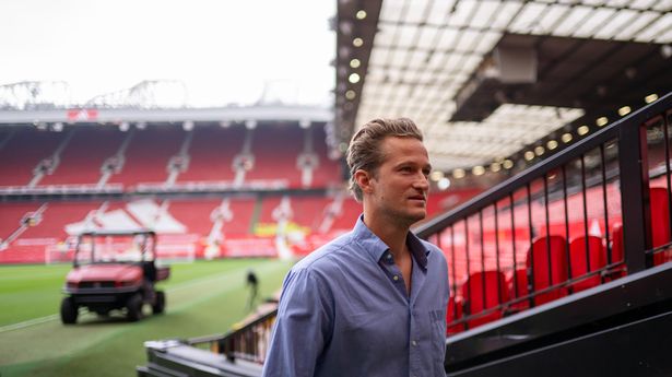 Man Utd title winner announces drastic career change after retiring from football