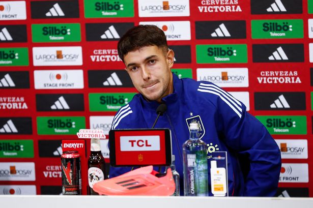 Martin Zubimendi responds to chance of making Man City transfer after snubbing Liverpool