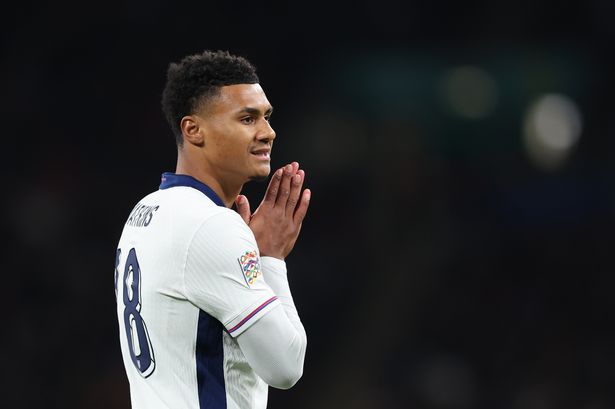 Ollie Watkins gives six-word response to England snubs as he uses Liverpool example