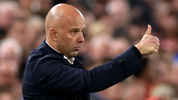 Liverpool news: Virgil van Dijk issues warning as Arne Slot makes Darwin Nunez claim