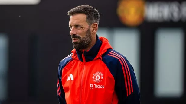 Ruud van Nistelrooy told he has four key traits to replace Erik ten Hag as Man Utd boss