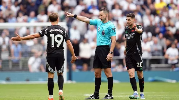 Arsenal unhappy with Premier League again after another reunion with referee