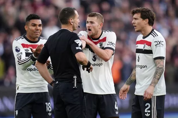 Premier League make decision on refereeing duo at centre of Man Utd controversy