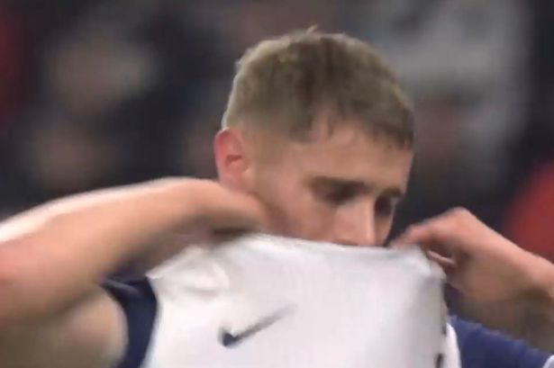 Micky van de Ven leaves pitch in tears as Tottenham star dealt brutal injury blow