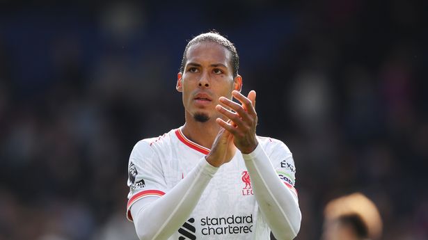 Alan Shearer sends warning to Virgil van Dijk over Liverpool contract talks