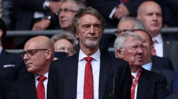 Sir Jim Ratcliffe and Man Utd chiefs handed ‘bunch of calamitous clowns’ warning