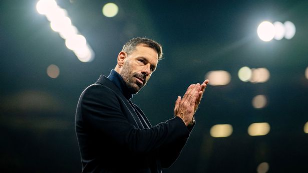 Ruud van Nistelrooy sends clear message to Man Utd bosses ahead of Ruben Amorim arrival