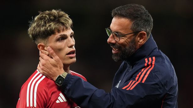 Man Utd stars have clear opinion on Ruud van Nistelrooy leaving as coach set to walk away