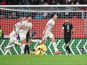 Debutant scores winner as Augsburg beats Borussia Moenchengladbach