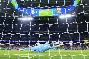 Courtois set to miss ‘clasico’ against Barcelona because of muscle injury