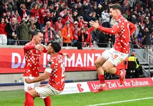 Mainz’s sorry home form continues after draw with Borussia Moenchengladbach