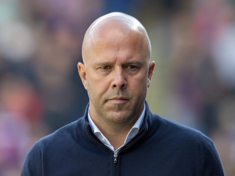 Liverpool injury news: Arne Slot confirms double attacker injury blow