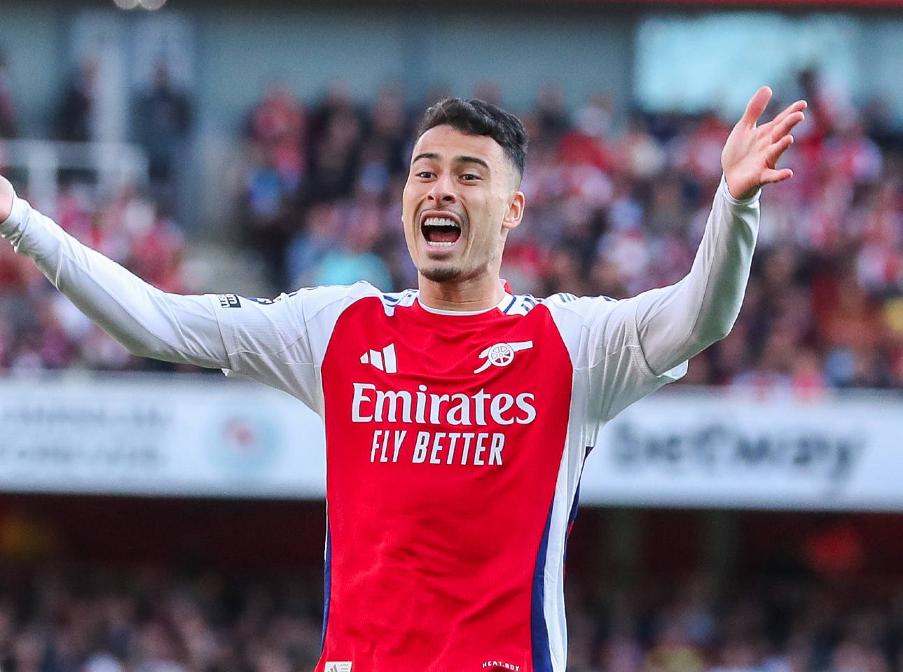 Arsenal 3-1 Southampton: Highlights, man of the match, stats from Saka masterclass