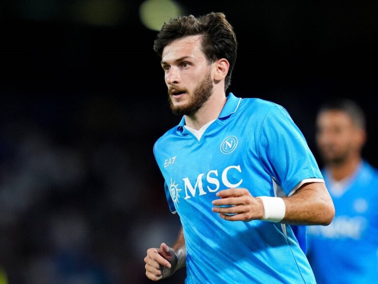 Barcelona transfer news: Khvicha Kvaratskhelia boost comes for La Liga leaders, PSG?