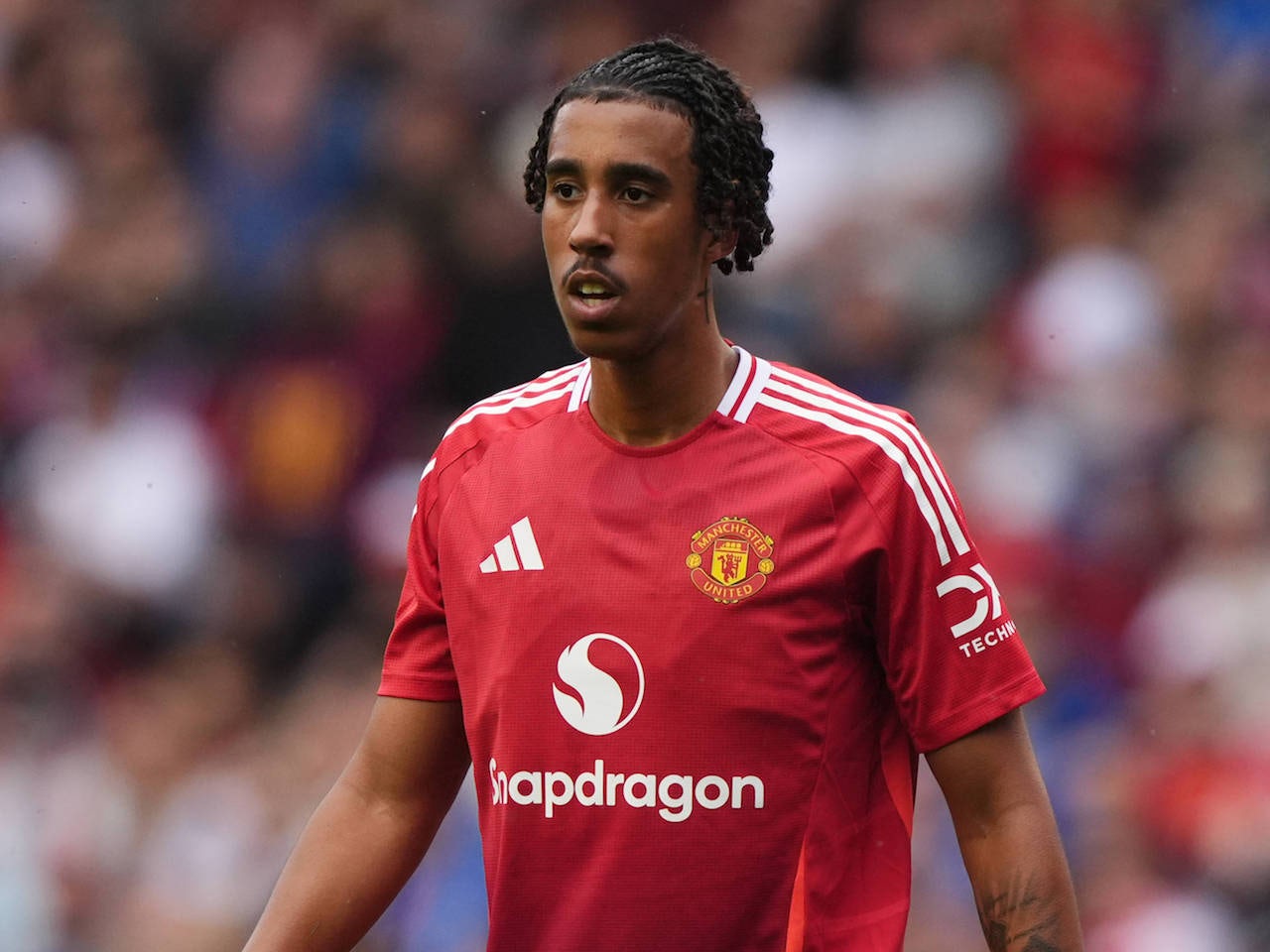 Man United injury update: Is Leny Yoro available for selection?