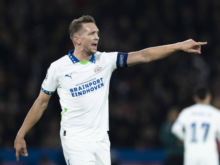 Preview: PSV Eindhoven vs. PEC Zwolle – prediction, team news, lineups