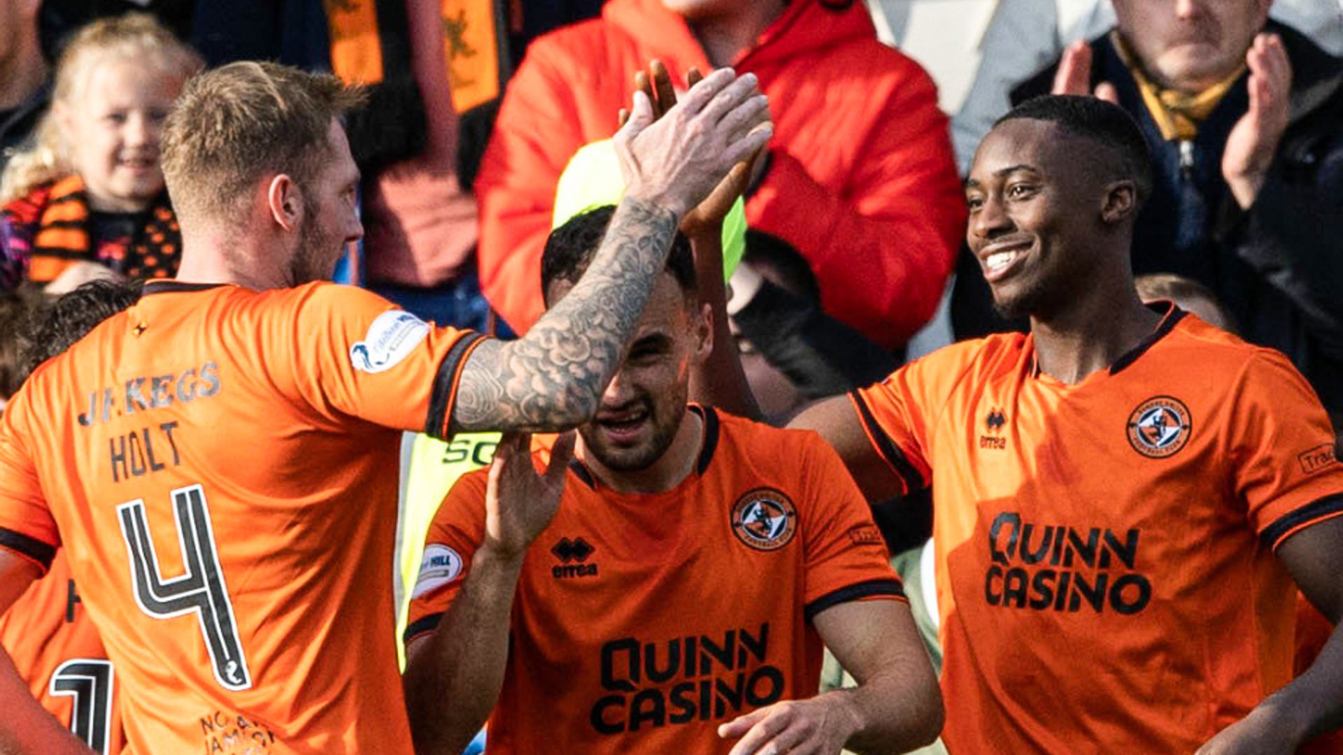 Adegboyega nets winner for Dundee United at St Mirren