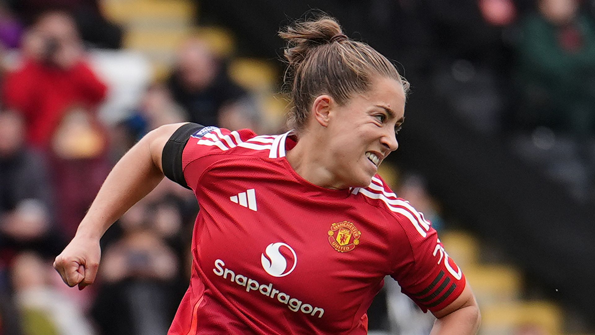 WSL round-up: Man Utd ease past Spurs to stay perfect