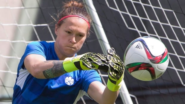 Former women’s national team goalkeeper Erin McLeod signs with NSL’s Halifax Tides
