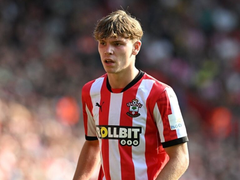 Man United, Tottenham ‘dealt hammer blow’ in Tyler Dibling pursuit