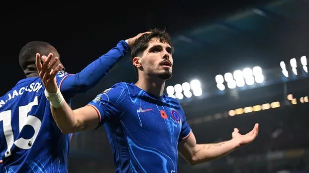 Arsenal told they should’ve entered transfer race with Chelsea – “It’s what they need right now”