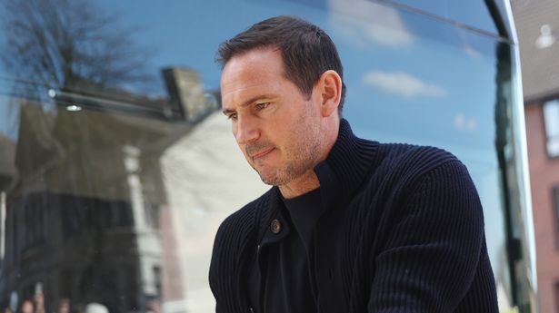 Frank Lampard set to go head-to-head with Ruud van Nistelrooy for managerial return