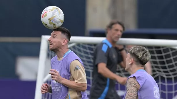 Lionel Messi makes feelings perfectly clear on Man Utd star Alejandro Garnacho