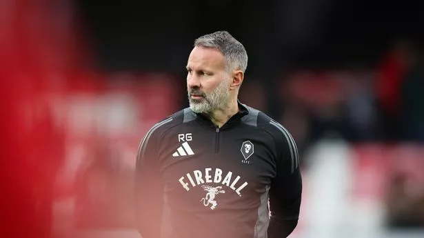 Man Utd icon Ryan Giggs set for shock return after being spotted in dugout