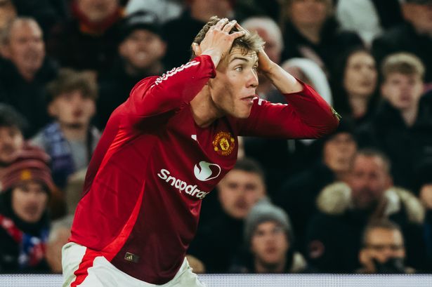Rasmus Hojlund told he was lucky his reaction didn’t cost Man Utd dearly against Chelsea