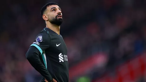 Ex-Liverpool star identifies potential Mohamed Salah replacement after contract bombshell