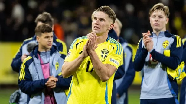 Man Utd scout watches Viktor Gyokeres score for Sweden as transfer chase intensifies