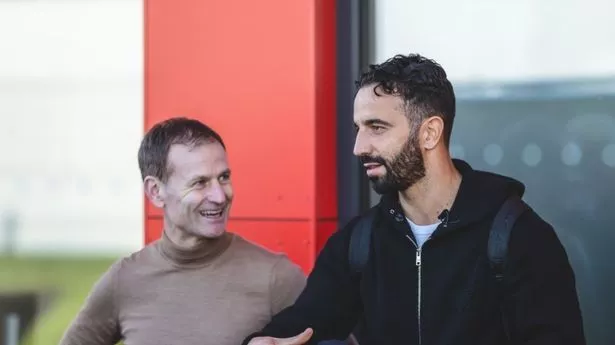 Man Utd told to consider hijacking Liverpool transfer deal for Arne Slot forward target