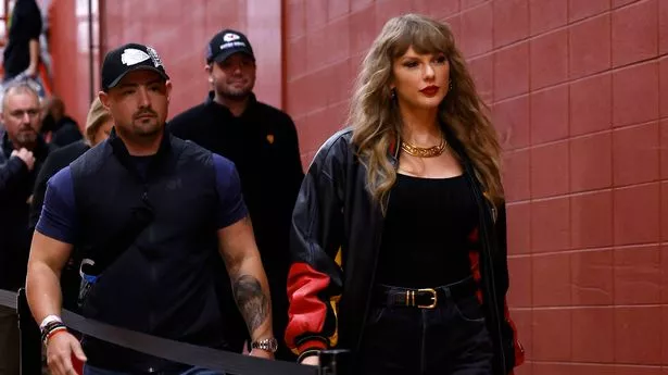 Taylor Swift left in awkward situation after Patrick Mahomes' mom makes election plea