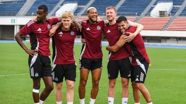 ‘I’m always being https://www.mirror.co.uk/sport/football/news/arsenal-transfer-news-alexander-isak-34109000ed to Arsenal – this is how I really feel about transfer rumours’