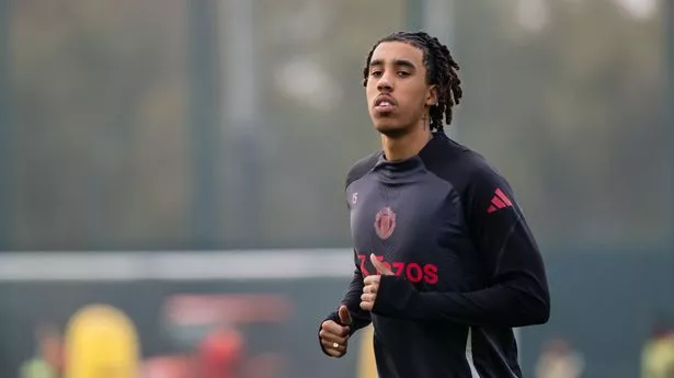 Ruben Amorim's training ground message to Leny Yoro sums up new Man Utd approach