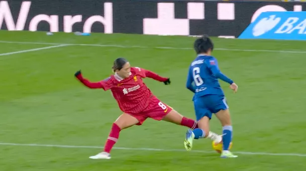 Liverpool fans fume at WSL Merseyside derby penalty – ‘Makes the league look like a joke’