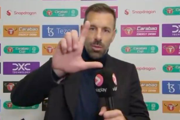 Ruud van Nistelrooy sends message straight down the camera as Man Utd fans baffled