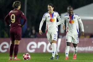 Lyon’s Melchie Dumornay scores spectacular goal from center circle in Women’s Champions League match
