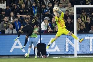 Jordan Morris, Stefan Frei lead Sounders to Western Conference final with 2-1 OT victory over LAFC