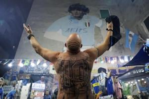 Napoli club and fans pay tribute to Maradona on 4th anniversary of his death