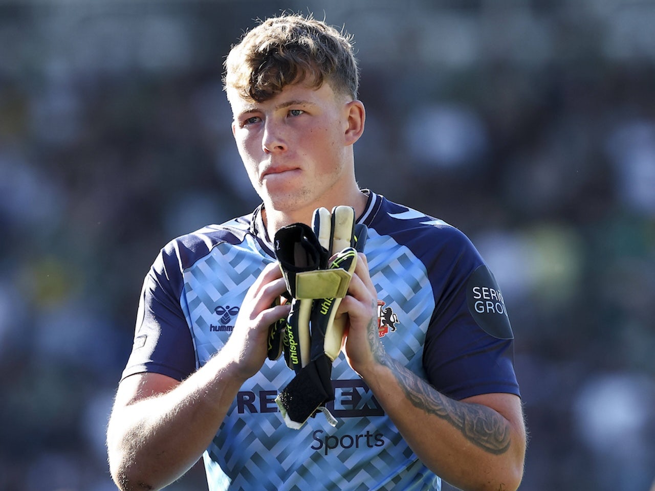 Spurs transfer news: Two Championship goalkeepers eyed as Guglielmo Vicario replacement?