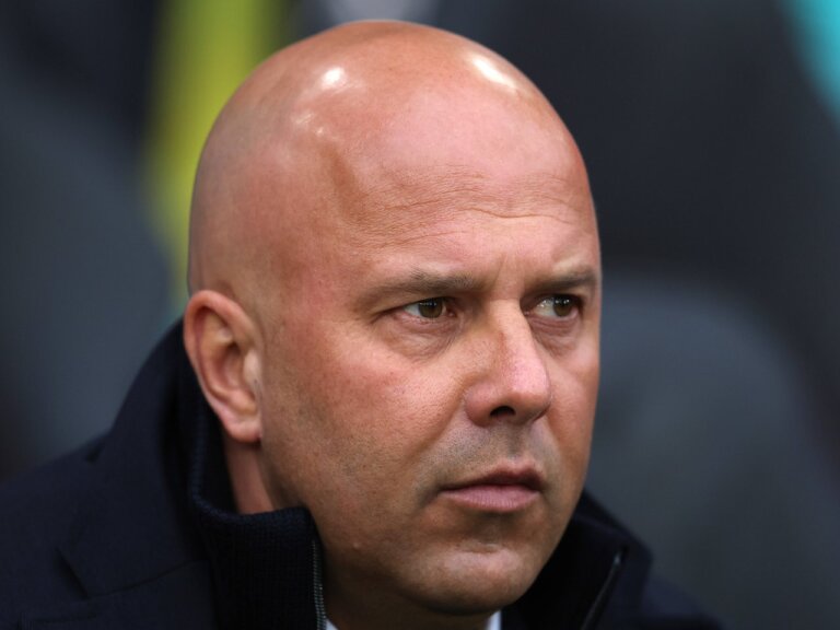 Liverpool vs. Fulham: Arne Slot out to set new Premier League record in Anfield clash